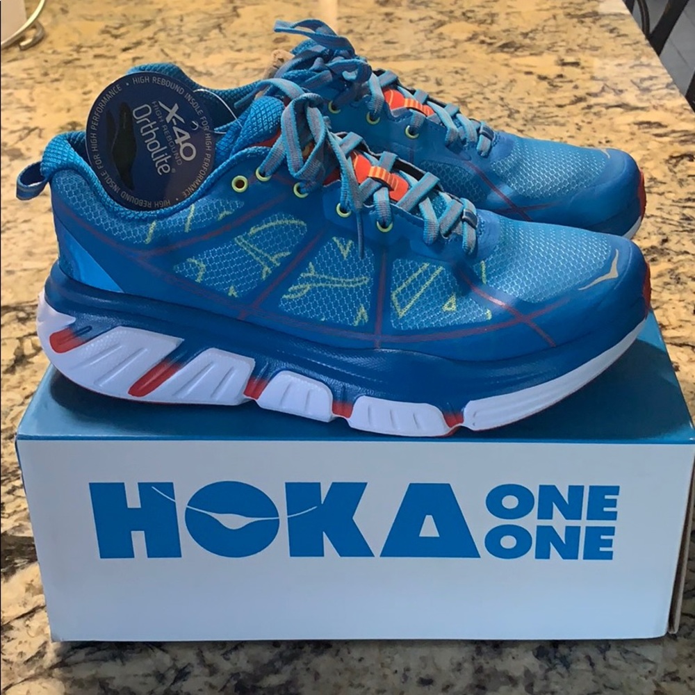 Hoka Women’s (NWT and box) running shoes size 9.5